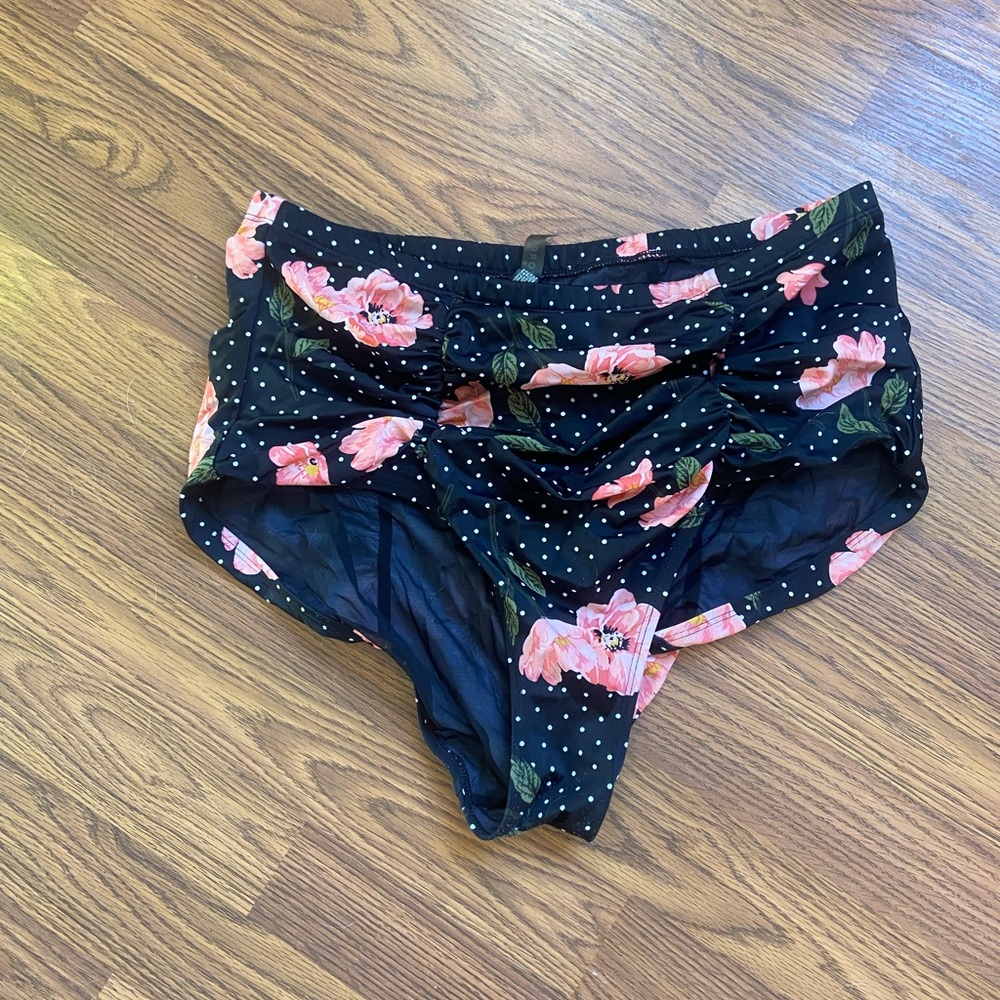 Torrid Size 2 Bathing Suit Bottoms